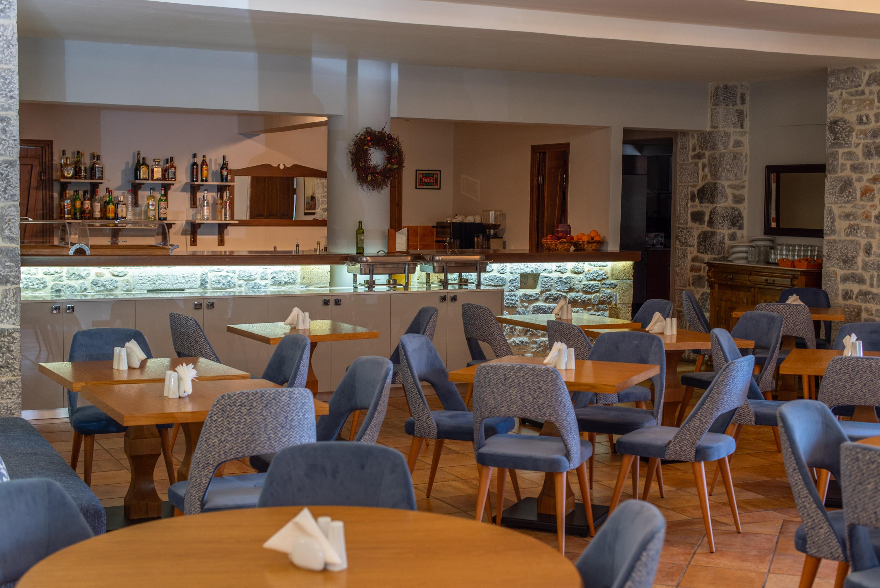 Kastro Maini Hotel Areopoli Eksteriør billede