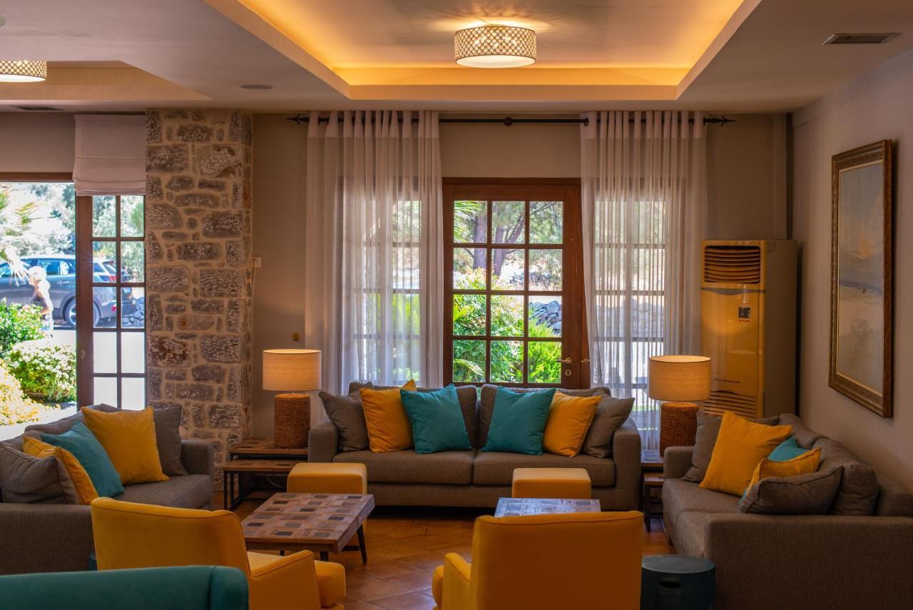 Kastro Maini Hotel Areopoli Eksteriør billede